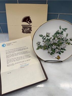 Edward Marshall Boehm Pacesetter Miniature Rose Plate Bone China Ltd Ed Box COA